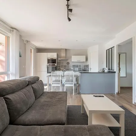 Granges En Rez-de-jardin Pour 4 Voyageurs *